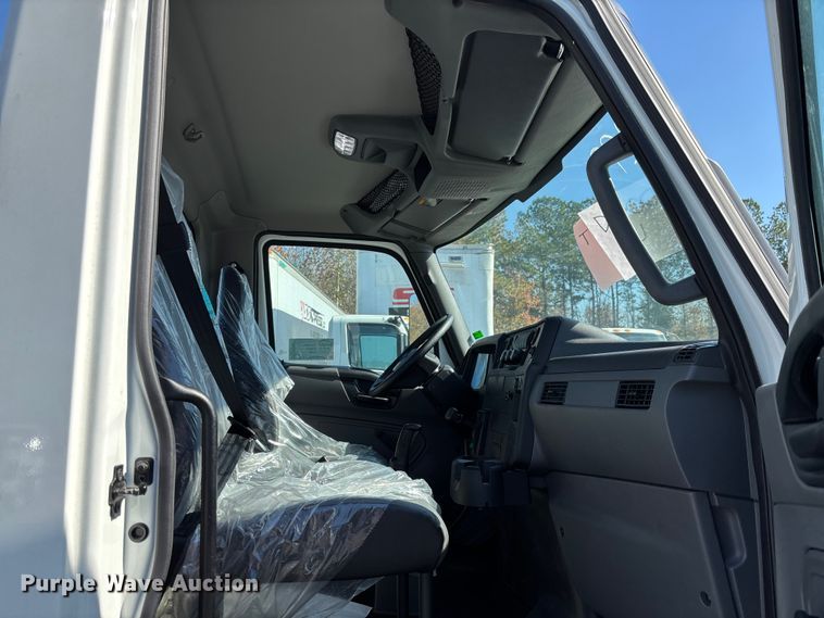 image for item EC3923 2024 International MV607 truck cab and chassis