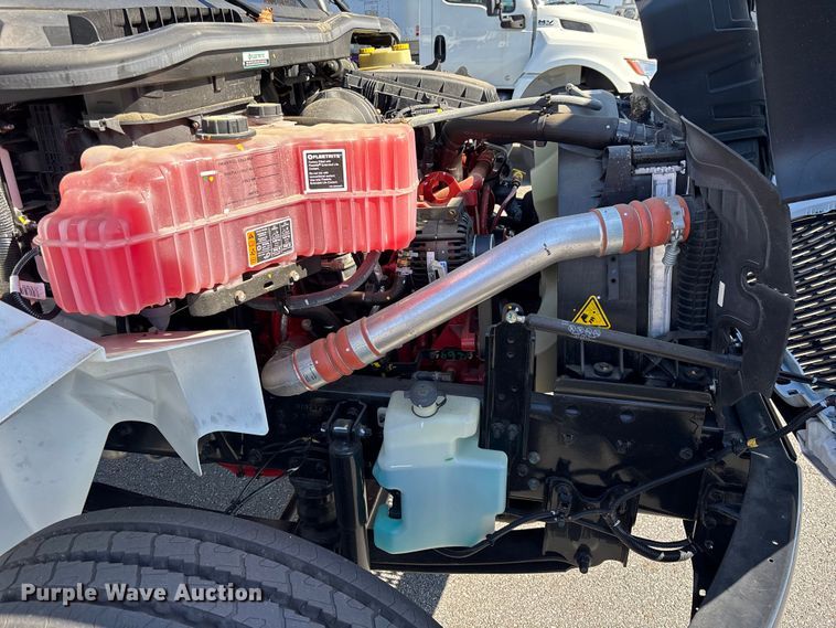 image for item EC3923 2024 International MV607 truck cab and chassis