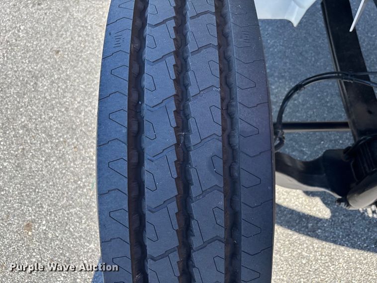 image for item EC3923 2024 International MV607 truck cab and chassis