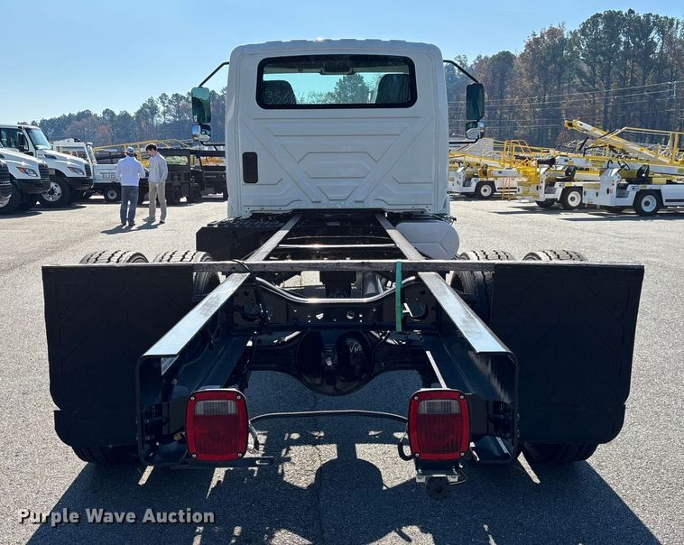 image for item EC3924 2024 International MV607 truck cab and chassis