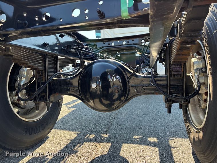 image for item EC3924 2024 International MV607 truck cab and chassis