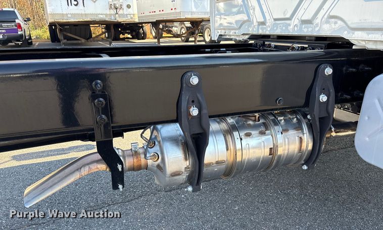 image for item EC3924 2024 International MV607 truck cab and chassis