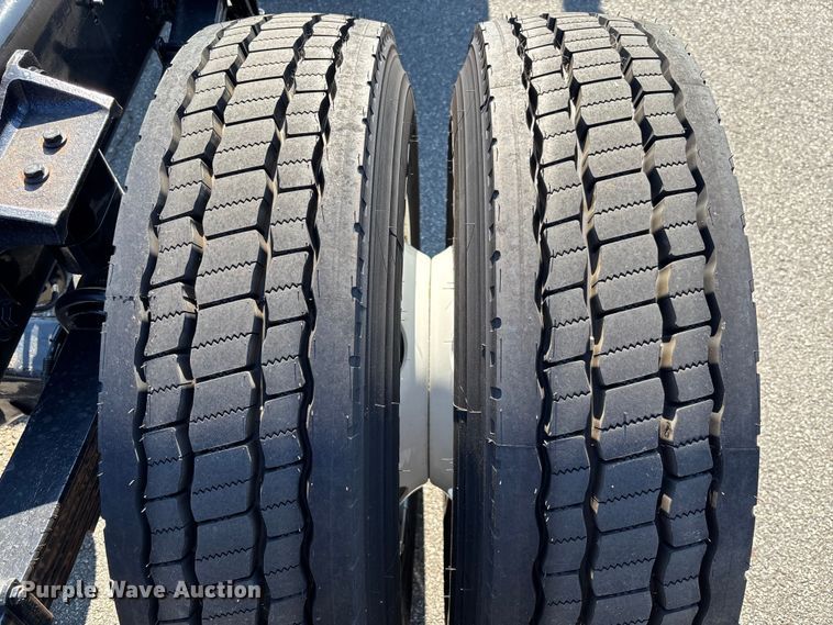 image for item EC3924 2024 International MV607 truck cab and chassis