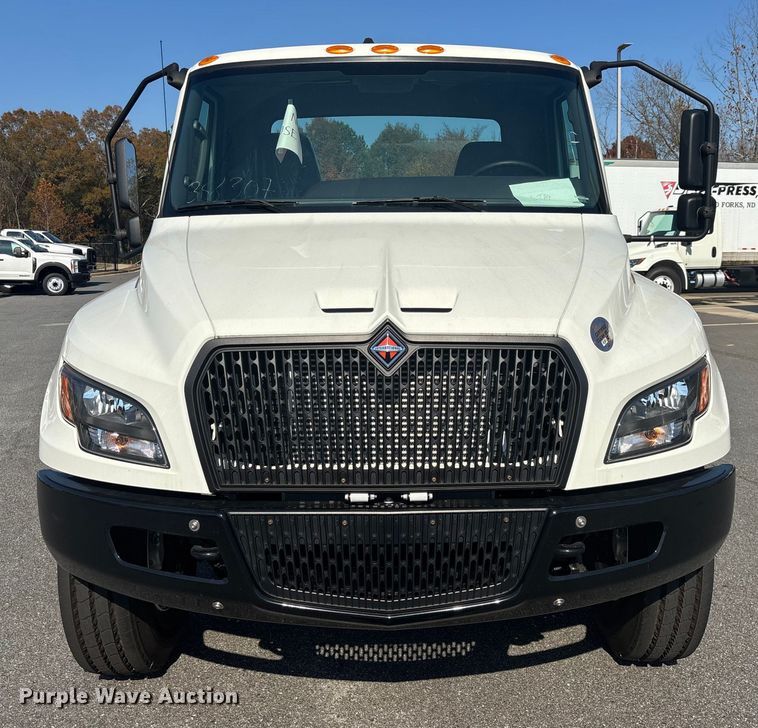 CAMIóN CHASIS 2024 INTERNATIONAL MV607