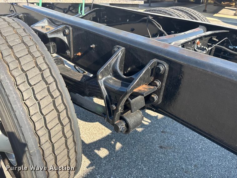 image for item EC3925 2024 International MV607 truck cab and chassis