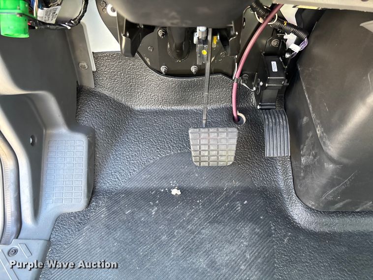 image for item EC3925 2024 International MV607 truck cab and chassis