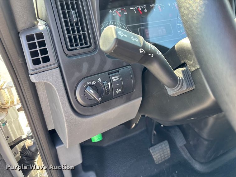 image for item EC3925 2024 International MV607 truck cab and chassis