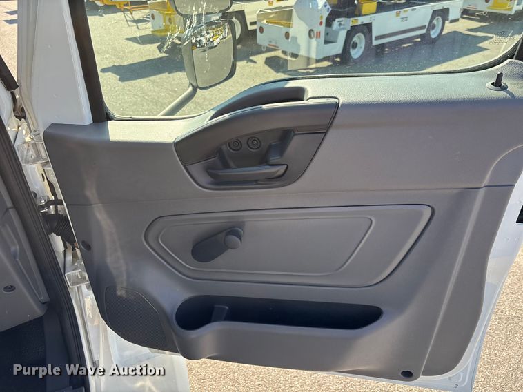 image for item EC3925 2024 International MV607 truck cab and chassis