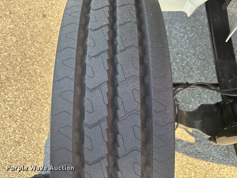 image for item EC3925 2024 International MV607 truck cab and chassis