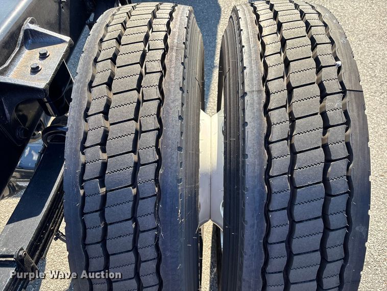 image for item EC3925 2024 International MV607 truck cab and chassis