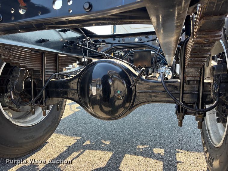 image for item EC3926 2024 International MV607 truck cab and chassis