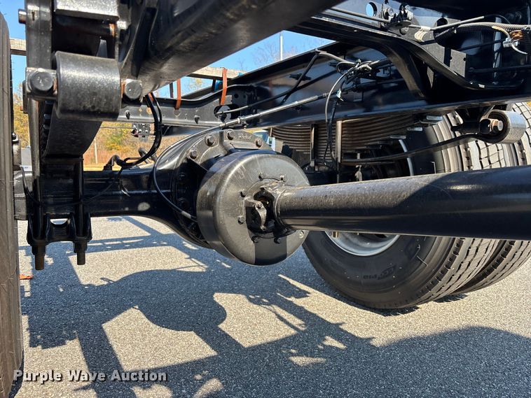 image for item EC3926 2024 International MV607 truck cab and chassis