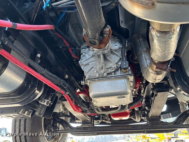 image for item EC3926 2024 International MV607 truck cab and chassis