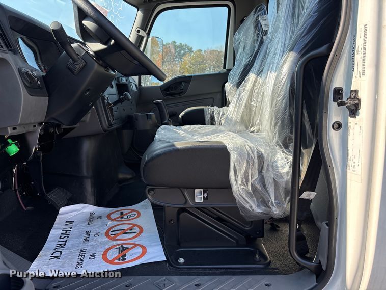 image for item EC3926 2024 International MV607 truck cab and chassis