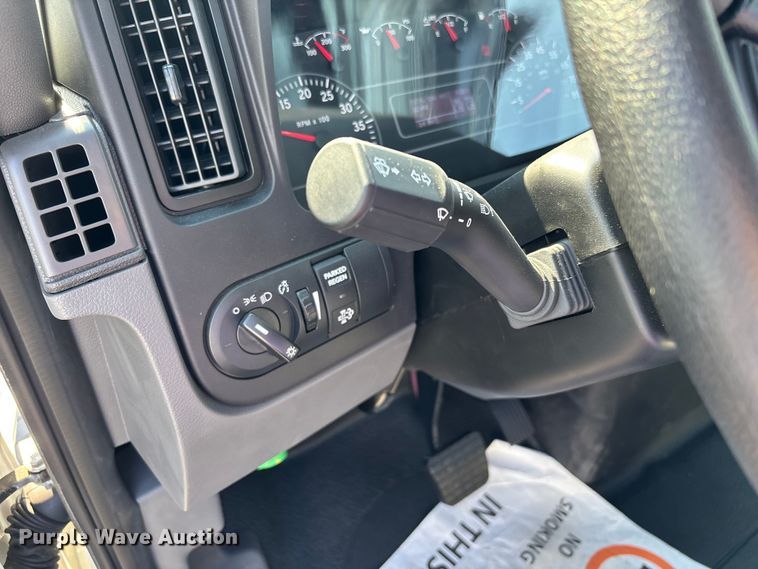 image for item EC3926 2024 International MV607 truck cab and chassis