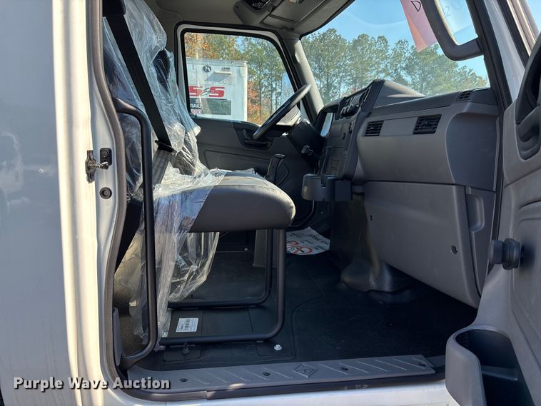 image for item EC3926 2024 International MV607 truck cab and chassis