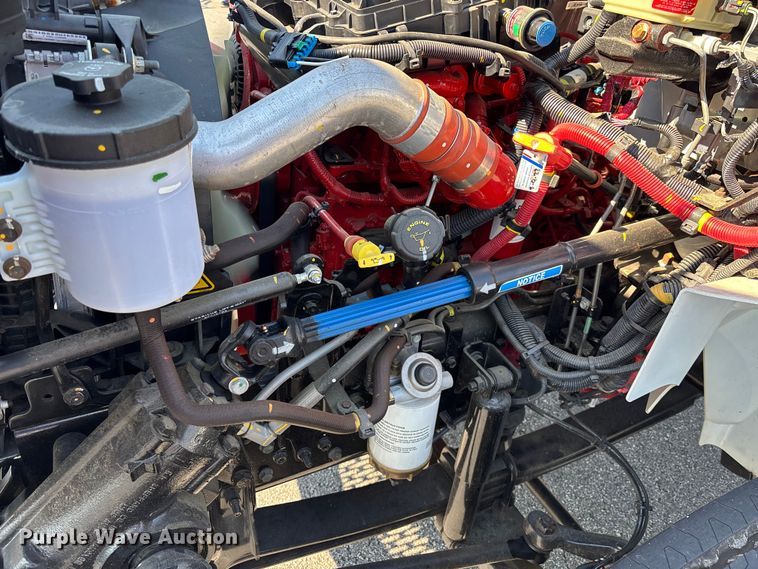 image for item EC3926 2024 International MV607 truck cab and chassis