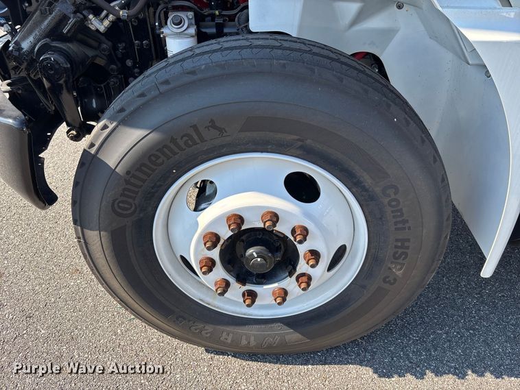 image for item EC3926 2024 International MV607 truck cab and chassis