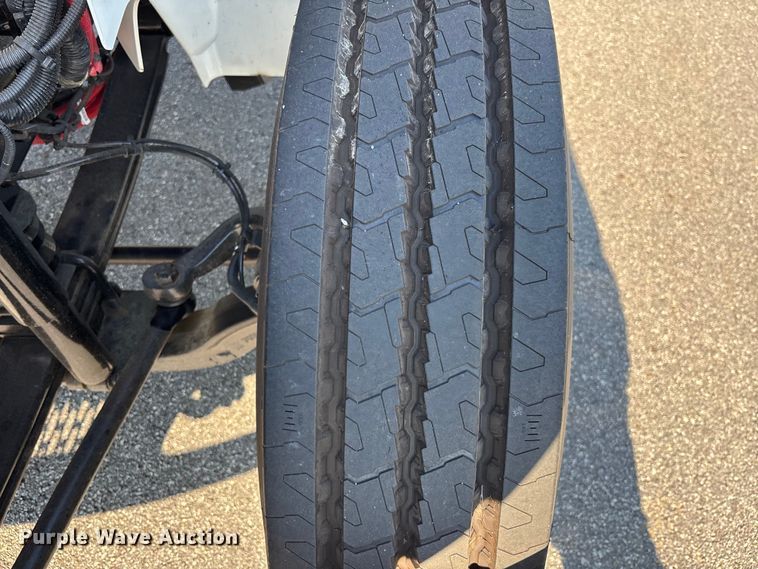 image for item EC3926 2024 International MV607 truck cab and chassis