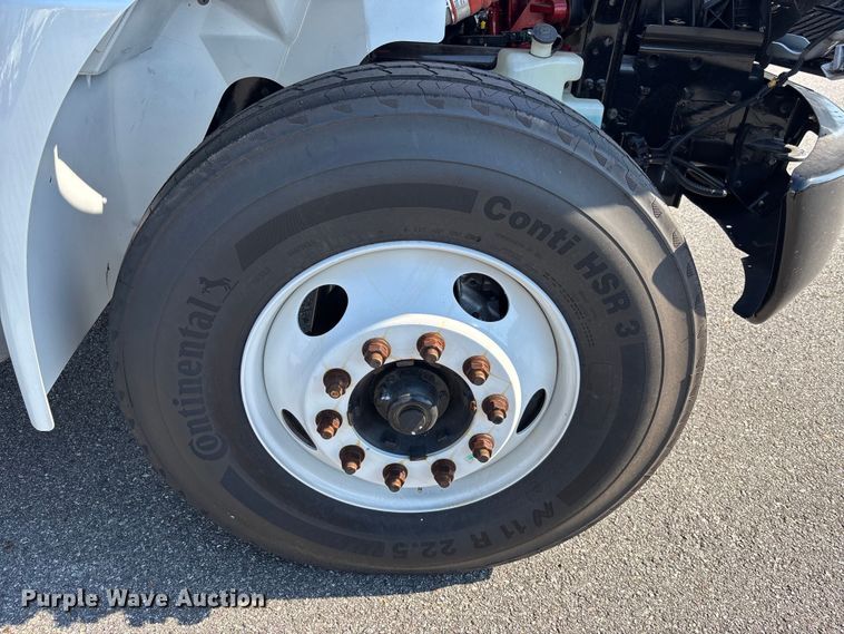 image for item EC3926 2024 International MV607 truck cab and chassis