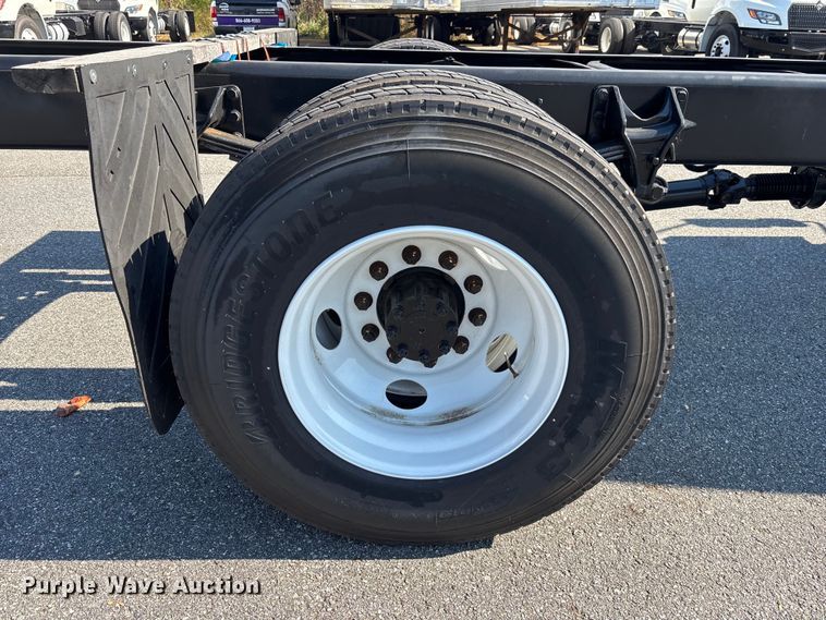 image for item EC3926 2024 International MV607 truck cab and chassis