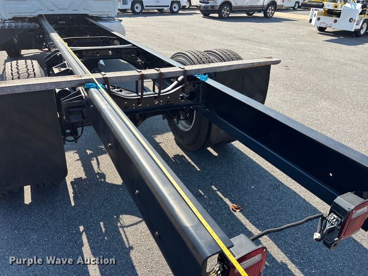 image for item EC3926 2024 International MV607 truck cab and chassis