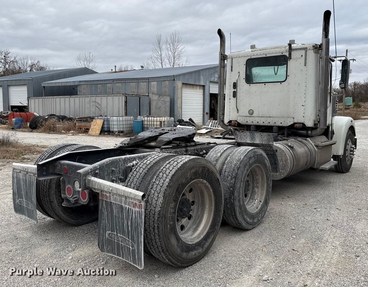 CAMIóN 2013 FREIGHTLINER