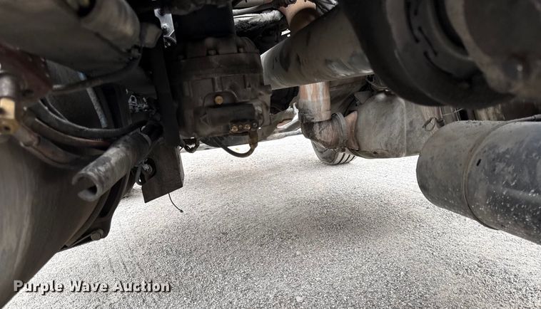 image for item EC4472 2013 Freightliner Coronado semi truck