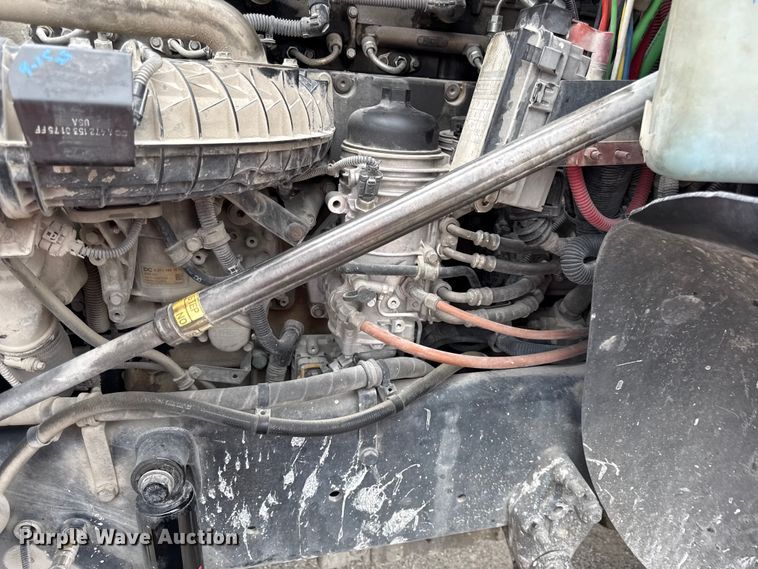 image for item EC4472 2013 Freightliner Coronado semi truck