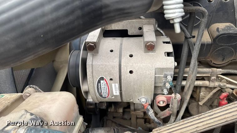 image for item ED1526 2006 Freightliner Business Class M2 semi truck