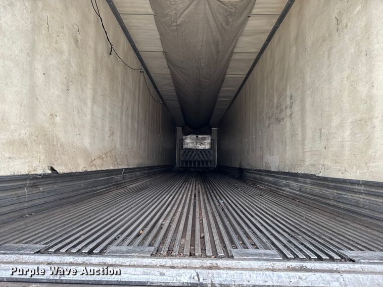 image for item ED1527 1999 Utility VS2R refrigerated van trailer