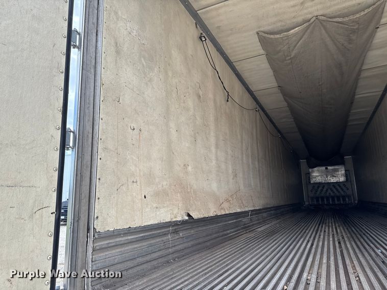 image for item ED1527 1999 Utility VS2R refrigerated van trailer