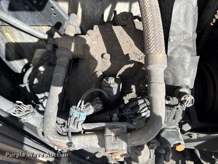 image for item ED1527 1999 Utility VS2R refrigerated van trailer