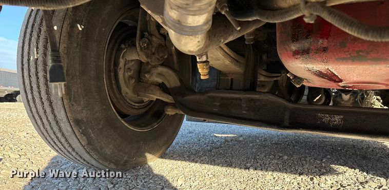 image for item ED2378 2007 Kenworth semi truck