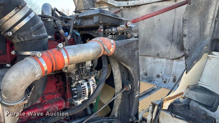 image for item ED2378 2007 Kenworth semi truck