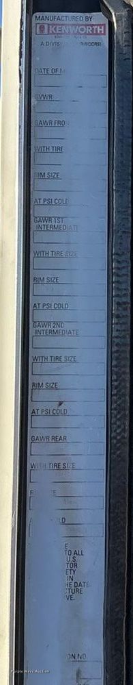 image for item ED2378 2007 Kenworth semi truck