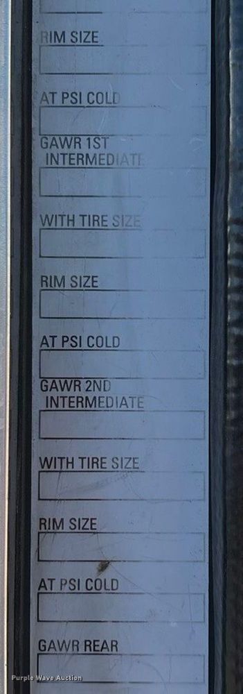 image for item ED2378 2007 Kenworth semi truck