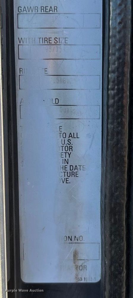 image for item ED2378 2007 Kenworth semi truck