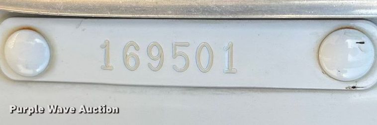 image for item ED2378 2007 Kenworth semi truck