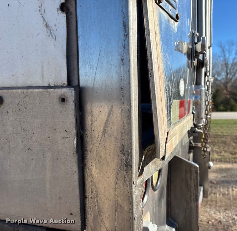 image for item ED2437 2005 Peerless 42-CTSSF walking floor trailer