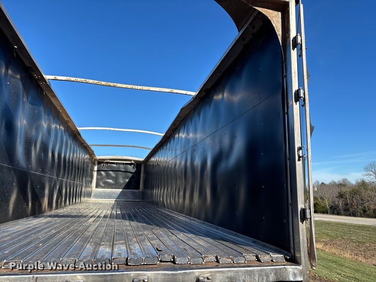 image for item ED2437 2005 Peerless 42-CTSSF walking floor trailer