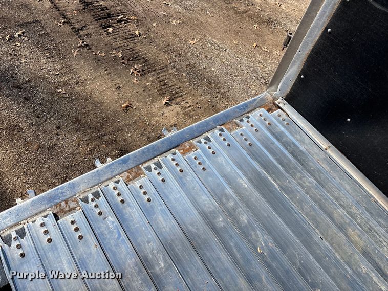 image for item ED2437 2005 Peerless 42-CTSSF walking floor trailer