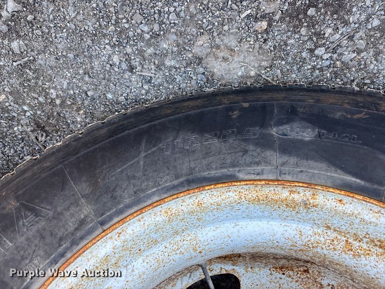 image for item ED2437 2005 Peerless 42-CTSSF walking floor trailer