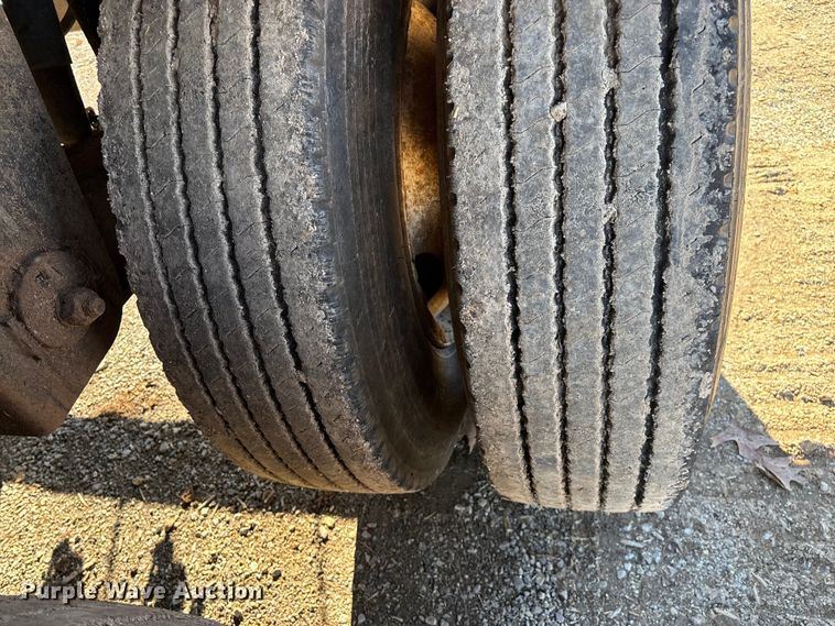 image for item ED2437 2005 Peerless 42-CTSSF walking floor trailer