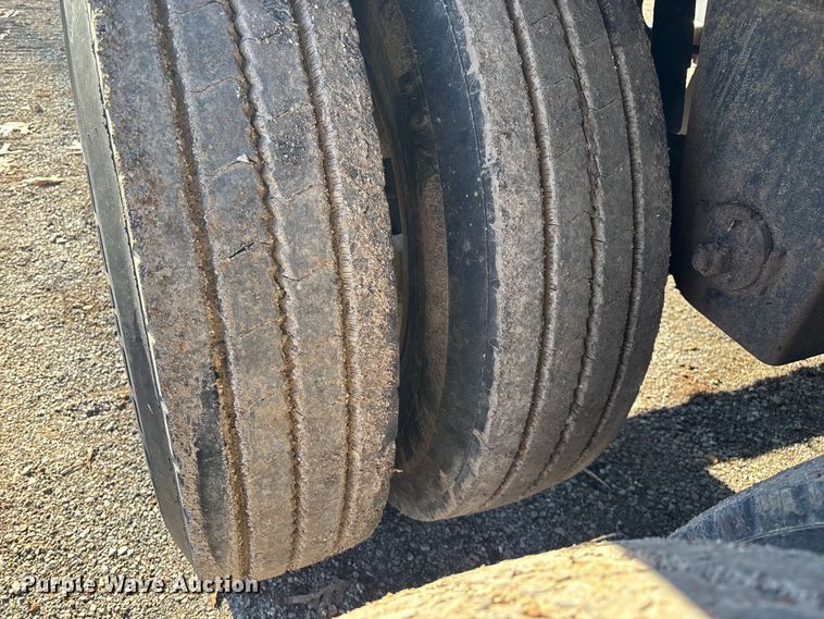 image for item ED2437 2005 Peerless 42-CTSSF walking floor trailer