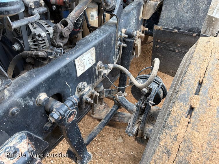 image for item ED5060 2007 Mack CHN613 semi truck