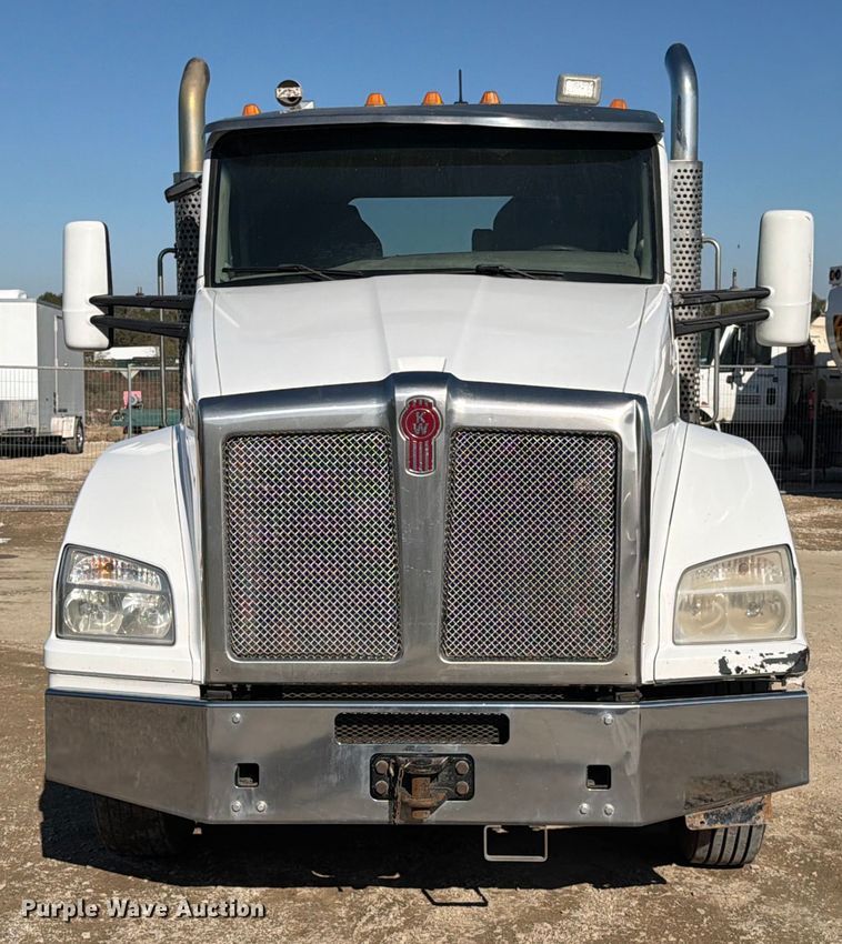 CAMIóN 2018 KENWORTH