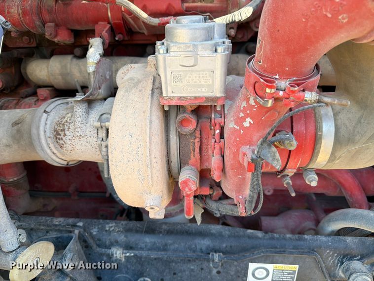 image for item ED5068 2018 Kenworth T880 semi truck