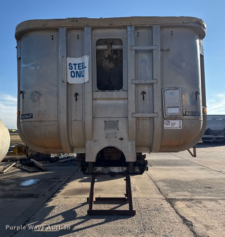 image for item EE3400 1968 Fruehauf D05N233 end dump trailer