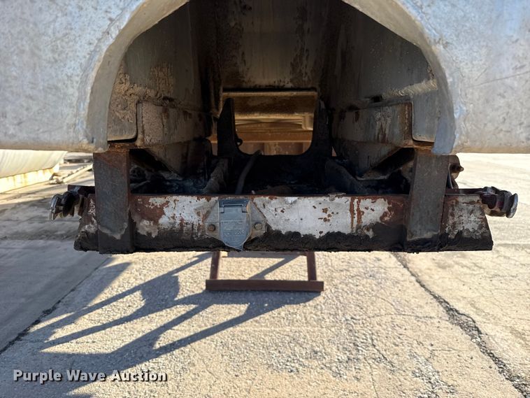 image for item EE3400 1968 Fruehauf D05N233 end dump trailer